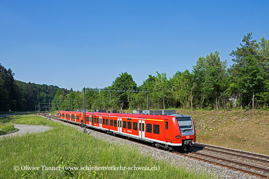 Br 426 012 und Br 426 003 als Regionalbahn Singen (Hohentwiel) – Schaffhausen
