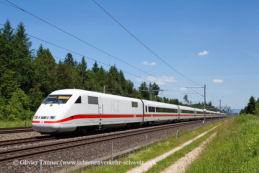 401 078 als ICE Chur – Zürich – Basel – Hamburg-Altona