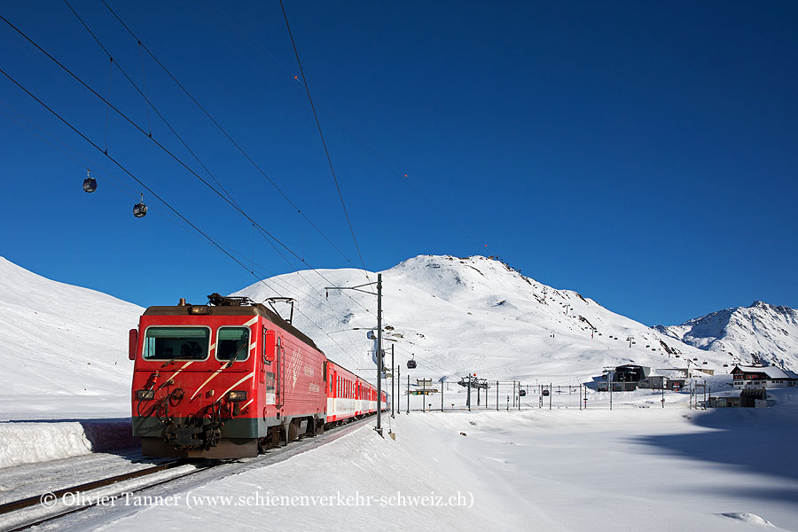 HGe 4/4’’ 102 als Regio Disentis/Mustér – Andermatt