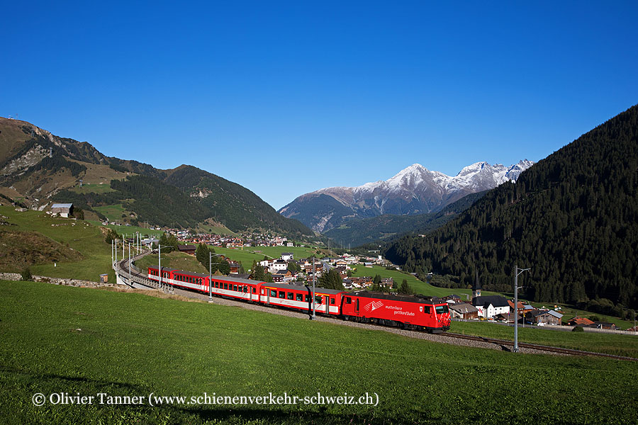HGe 4/4’’ 103 als Regio Disentis/Mustér – Andermatt