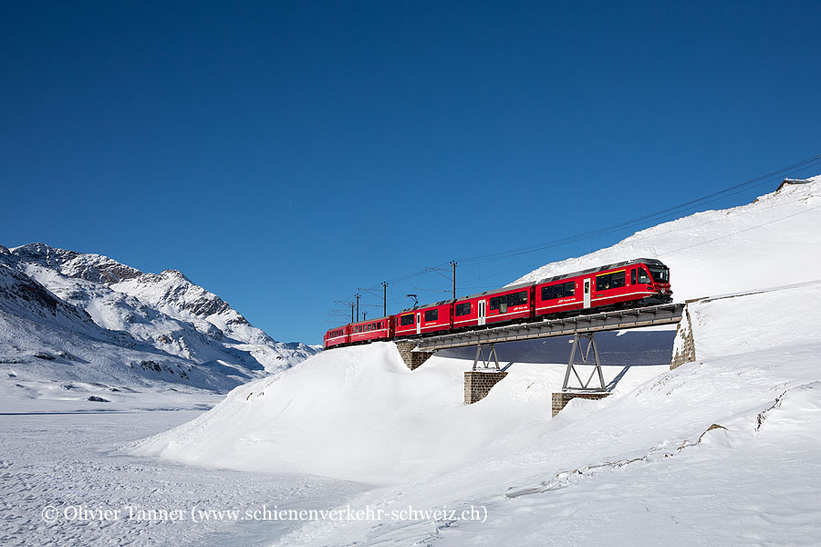 ABe 8/12 3511 mit Regio St. Moritz – Tirano