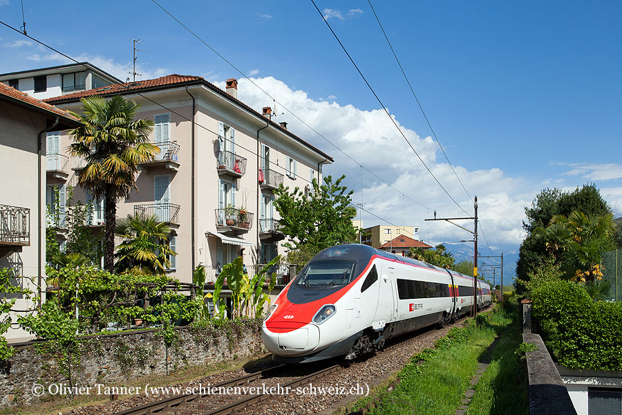 ETR 610 9 und ETR 610 11 als Oster-Extrazug nach Locarno