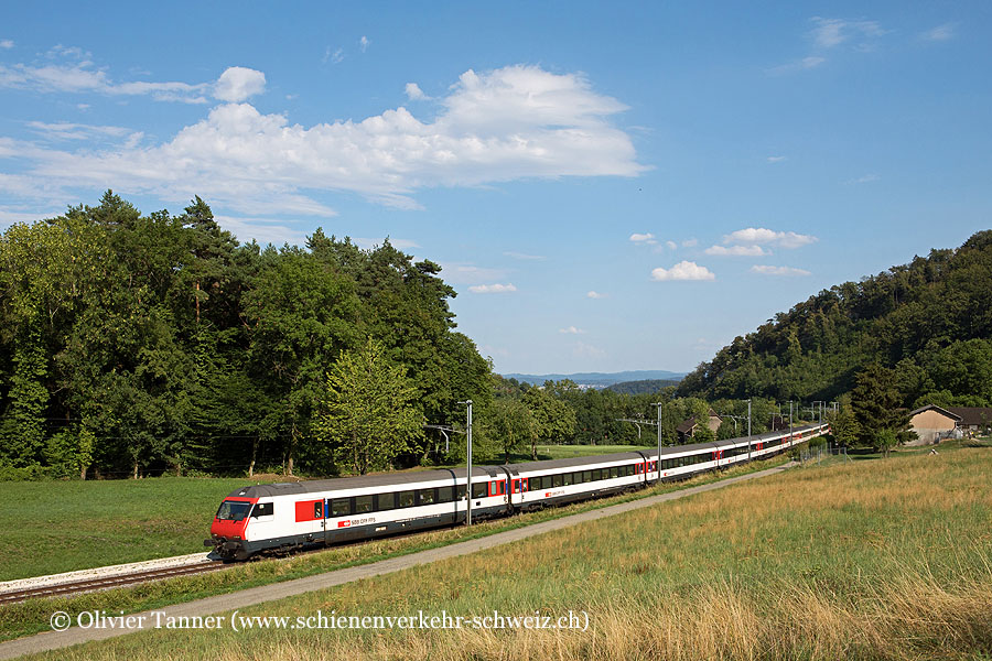 Einheitswagen IV Pendelzug als IC6 Domodossola – Brig – Bern – Basel