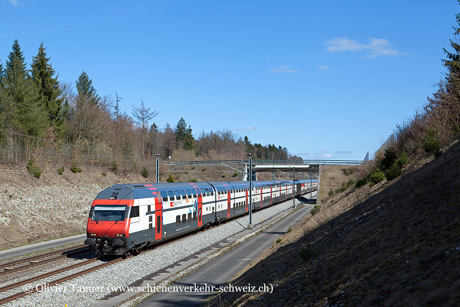 IC2000-Pendelzug als IC St. Gallen – Zürich – Bern – Genève Aéroport