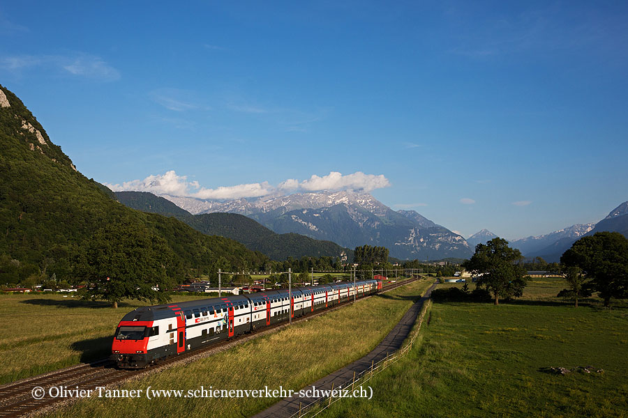 IC2000-Pendelzug als IR90 Brig – Genève Aéroport