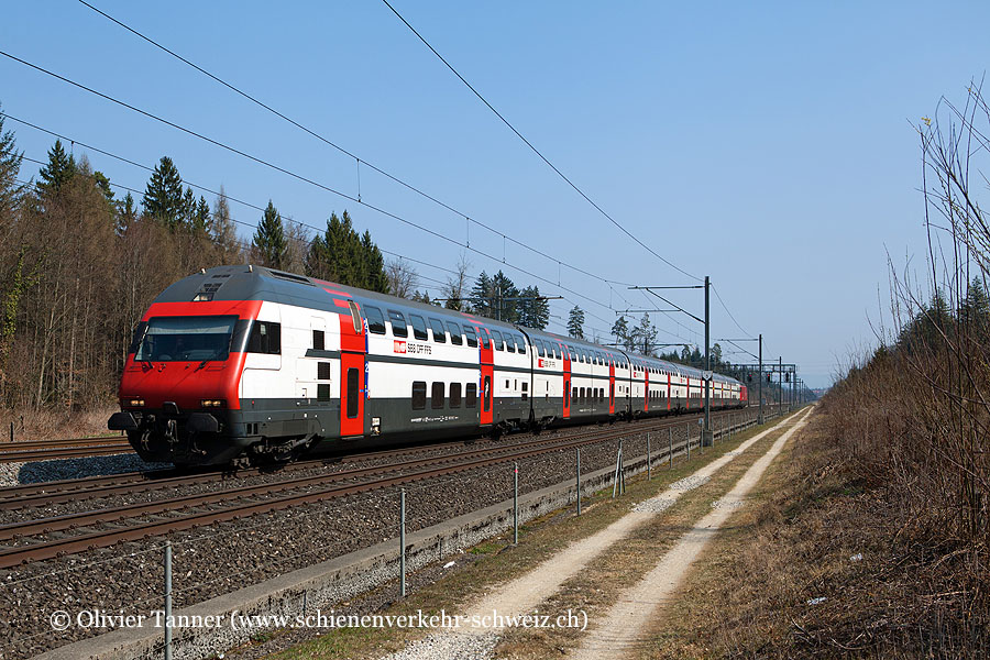 IC2000-Pendelzug als IR Zürich – Bern