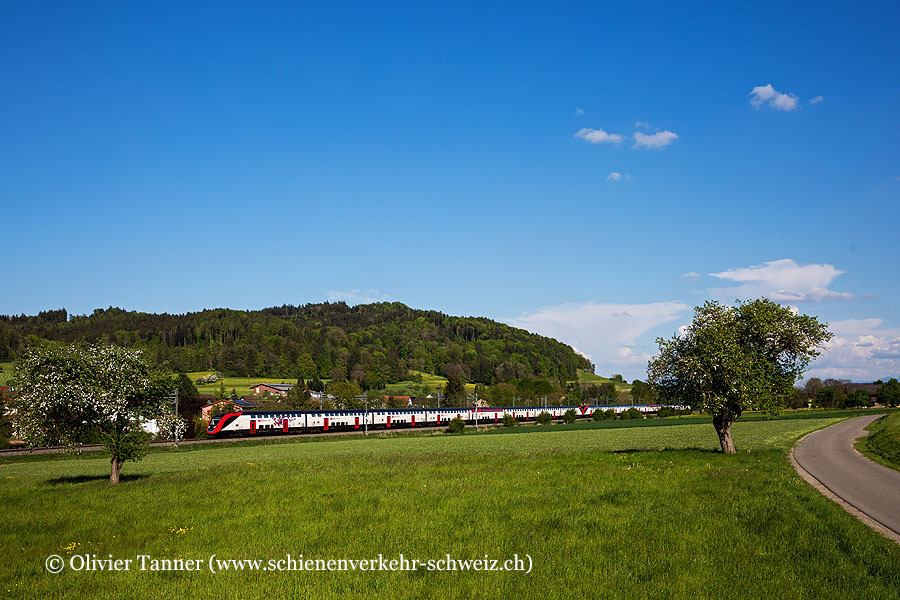 RABDe 502 004 und RABDe 502 002 als IC1 St. Gallen – Zürich – Bern – Genève Aéroport