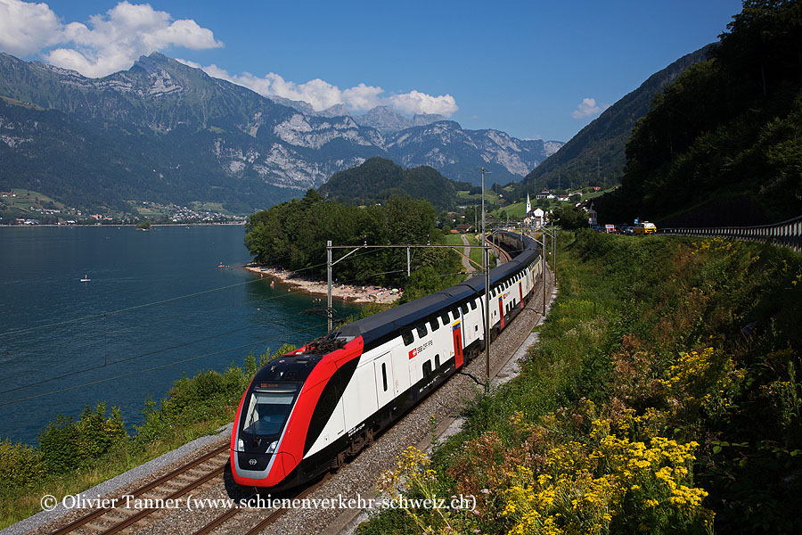 RABDe 502 005 und RABDe 502 018 als IC3 Chur – Zürich