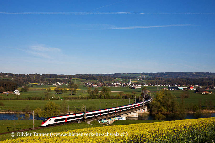Giruno RABe 501 004 und RABe 501 003 als Leermaterialzug nach Rotkreuz