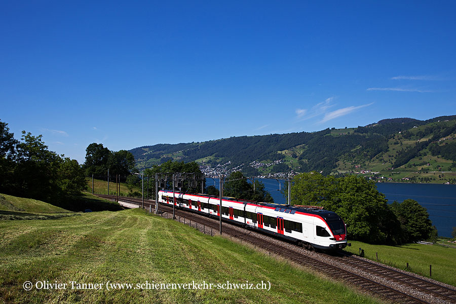 RABe 523 064 als S2 Rotkreuz – Flüelen
