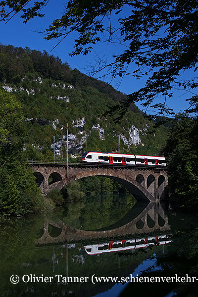 RABe 523 071 als S3 Porrentruy – Olten