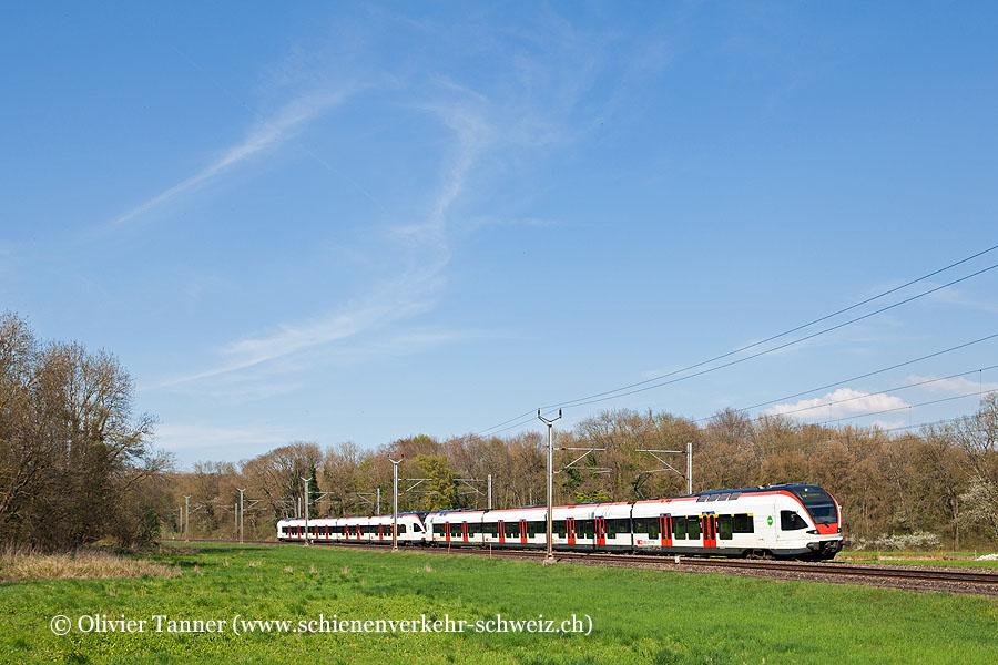 RABe 523 023 und RABe 523 028 als S2 Vallorbe – Lausanne – Villeneuve