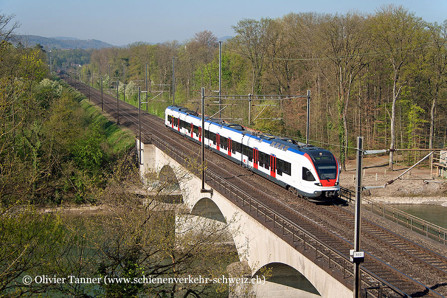 RABe 523 032 als S23 Langenthal – Olten – Aarau – Lenzburg – Brugg – Baden