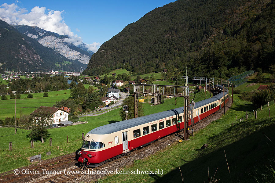RAe TEE’’ 1053 anlässlich der Gotthard Bahntage 2021 auf seiner Stammstrecke