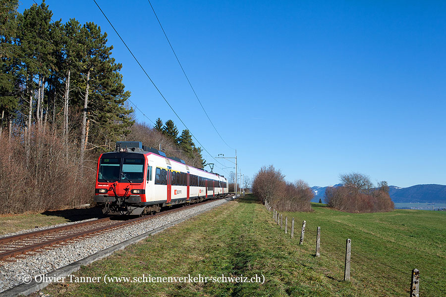 Domino mit RBDe 560 250 als Regio Le Locle – La Chaux-de-Fonds – Neuchâtel
