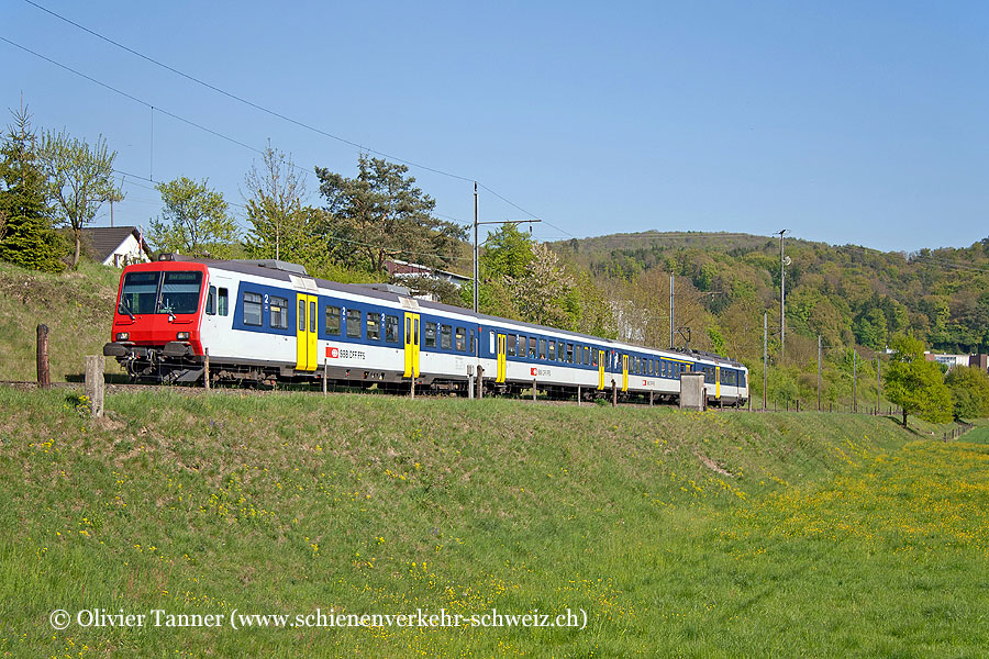 Nahverkehrspendelzug mit RBDe 560 046