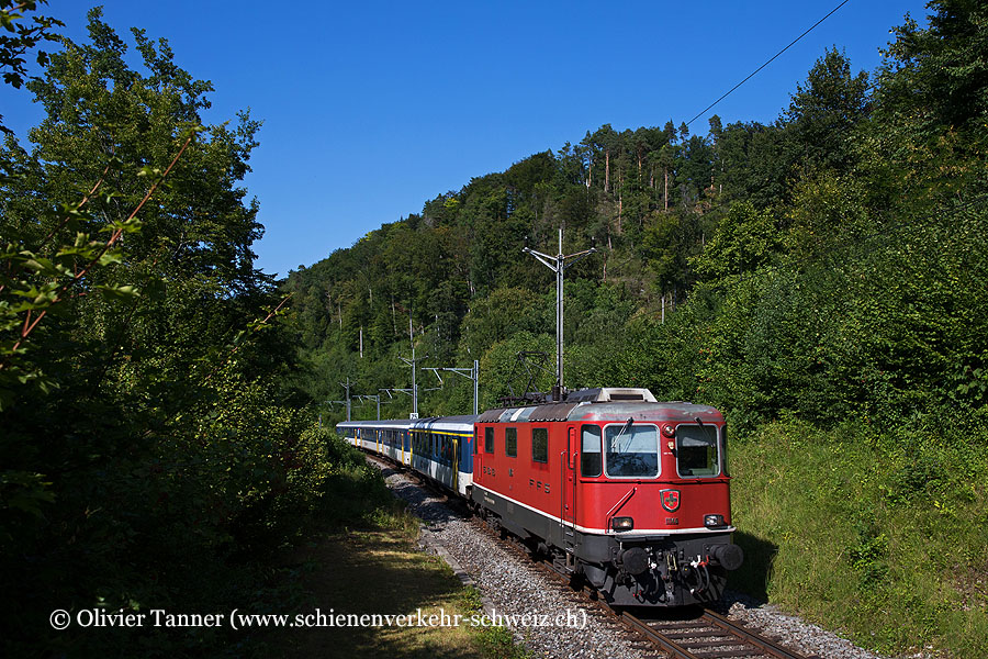 Re 4/4’’ 11146 mit S-Bahn Basel – Delémont