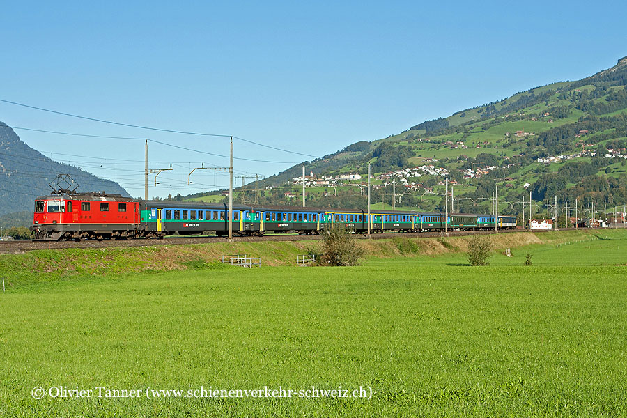 Re 4/4’’ 11152 mit Dispopendel als EC Basel – Luzern – Milano Centrale