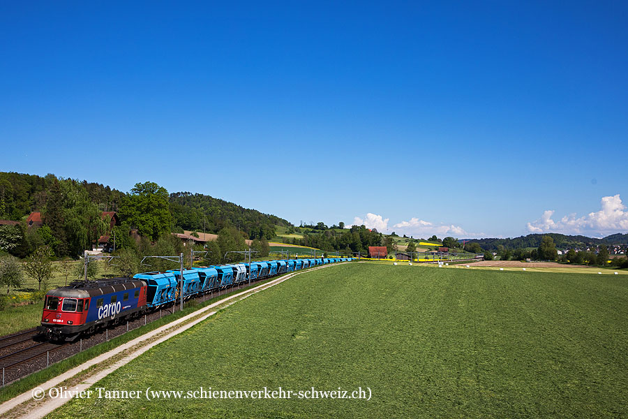 Re 620 039 mit Kieswagen