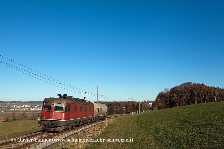 Re 6/6 11689
