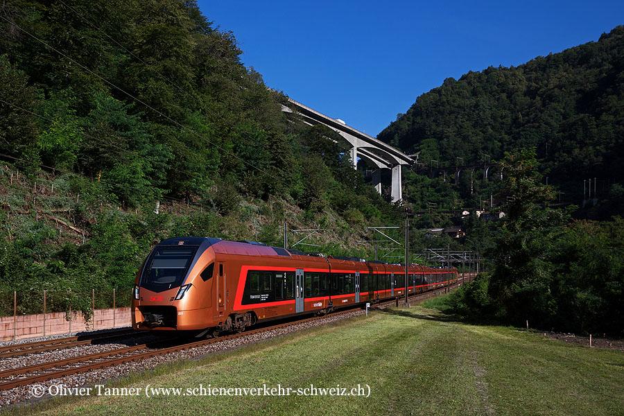 RABe 526 201 & 101 als IR26 Basel – Luzern – Bellinzona – Locarno