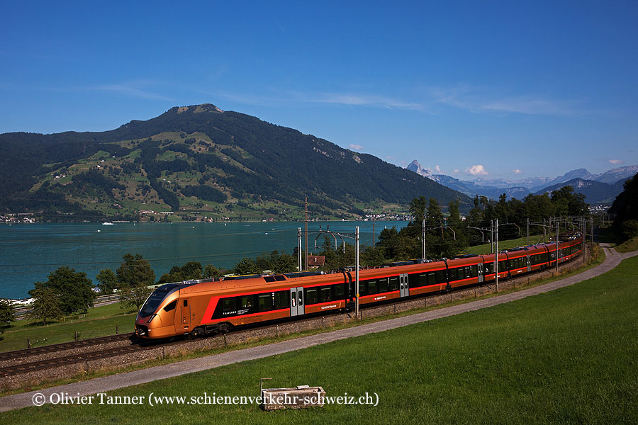RABe 526 205 & 105 als Voralpen-Express St. Gallen – Luzern