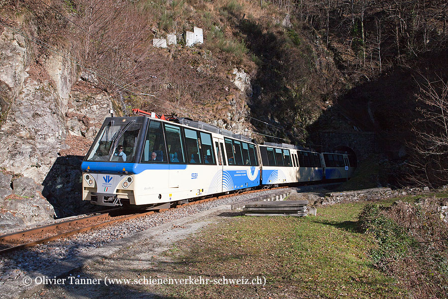 ABe 4/4 81 als Schnellzug nach Domodossola