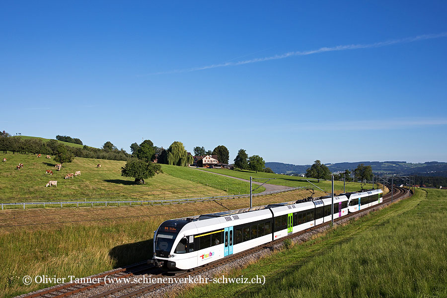 RABe 526 801 und RABe 526 738 als S1 Wil SG – St. Gallen