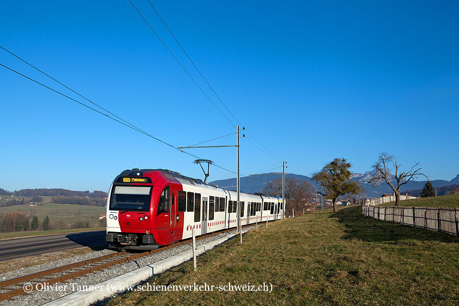 Be & ABe 2/4 102 auf dem Weg nach Palézieux