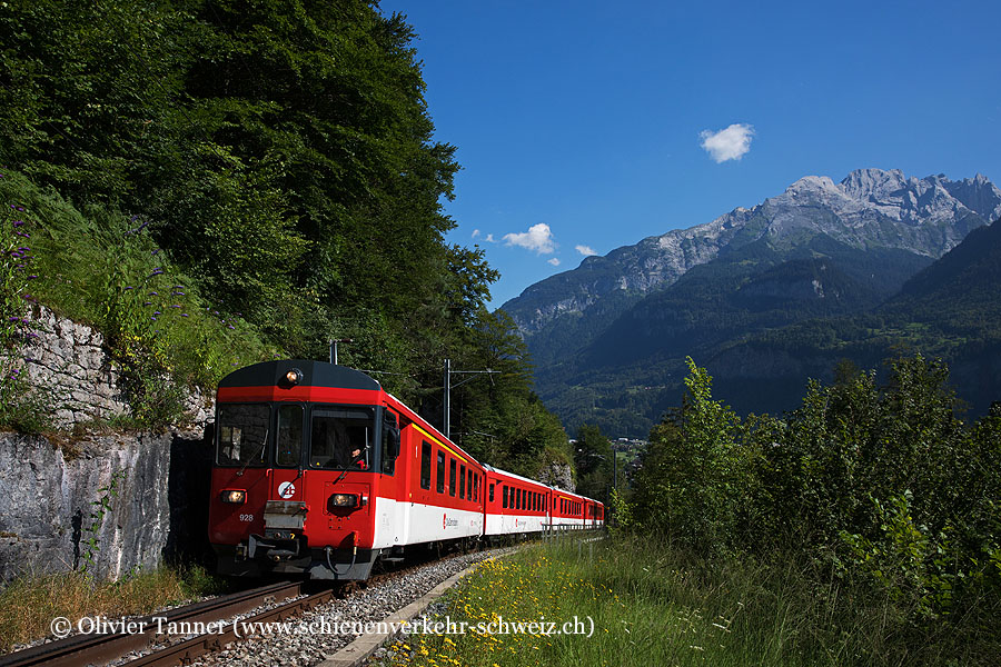 HGe 101 961 als IR Luzern – Interlaken Ost